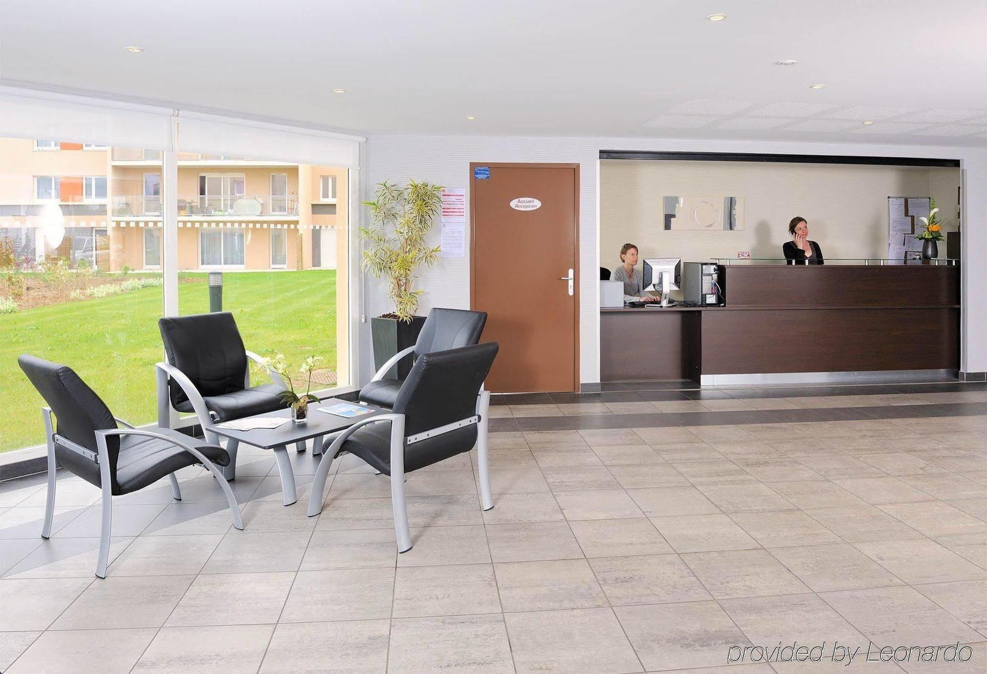 เซฌูร์ แอนด์ อัฟแฟร์ ก็อง เลอ โคล โบมัว Aparthotel ภายนอก รูปภาพ