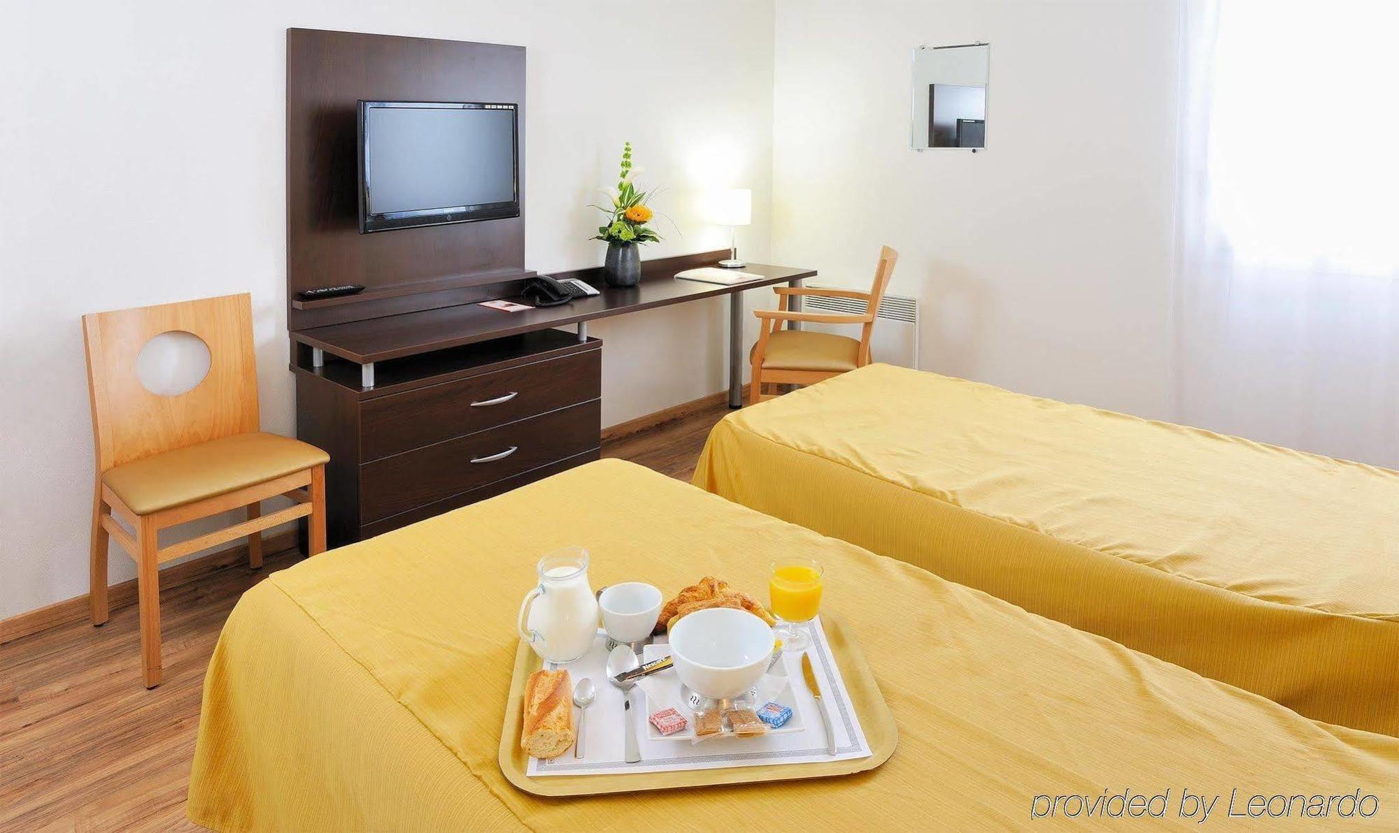 เซฌูร์ แอนด์ อัฟแฟร์ ก็อง เลอ โคล โบมัว Aparthotel ห้อง รูปภาพ